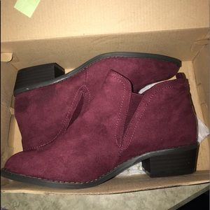 Wine colored booties